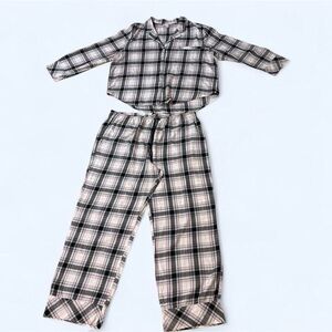 Victoria's Secret Black and Pink Plaid Women Pajama Set. Size: XL